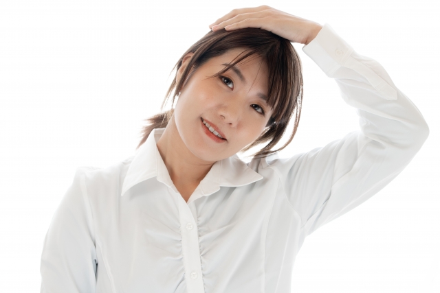 整体は姿勢や全身のバランスを見ていきます